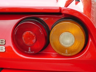 フェラーリ328画像テールランプ